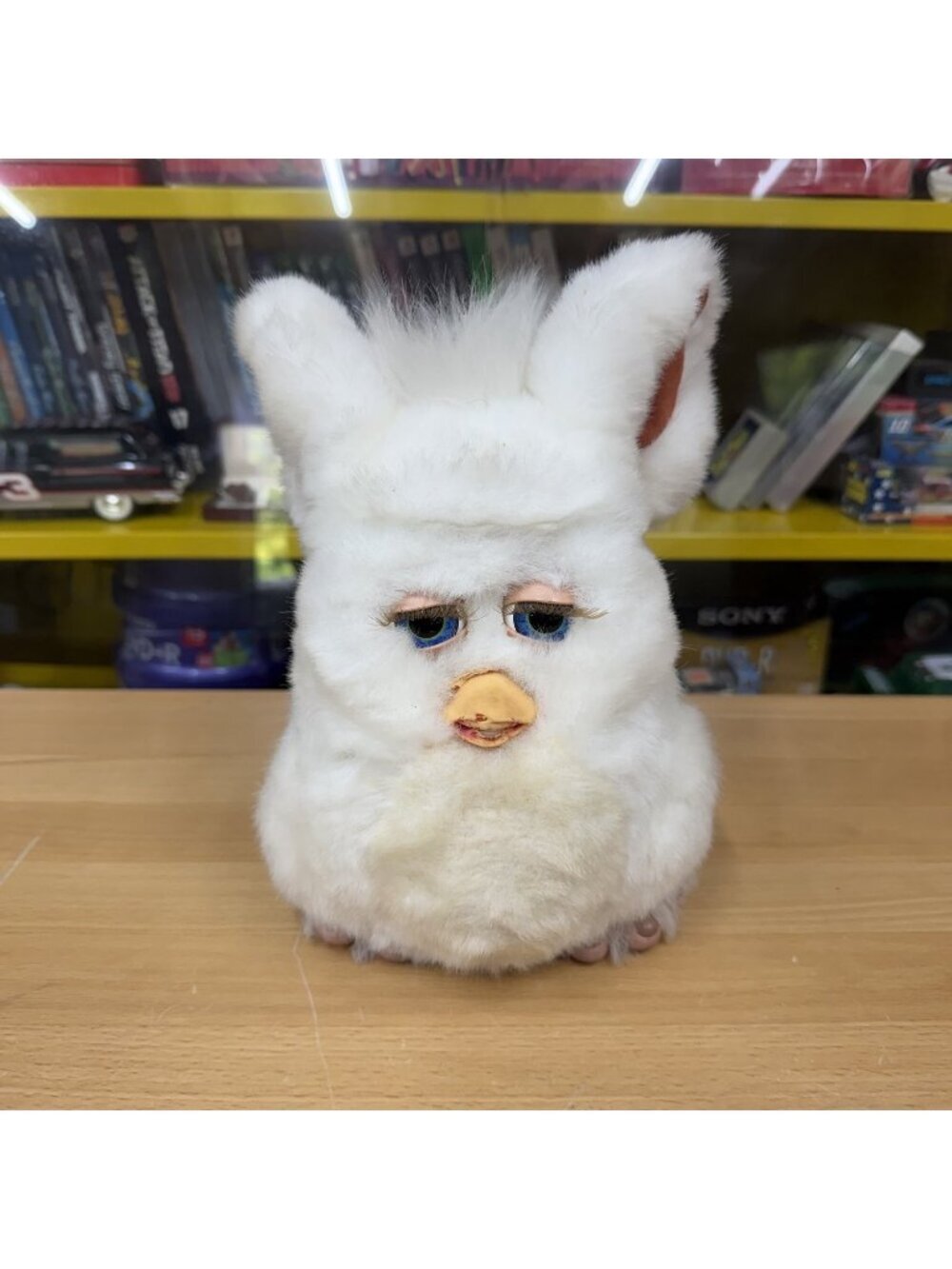 2005 Furby Emoto-tronic Marshmallow White Cream Blue Eyes Large Working